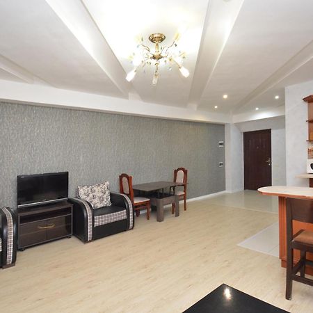 Apartment In Abovyan Street, Erywań Zewnętrze zdjęcie