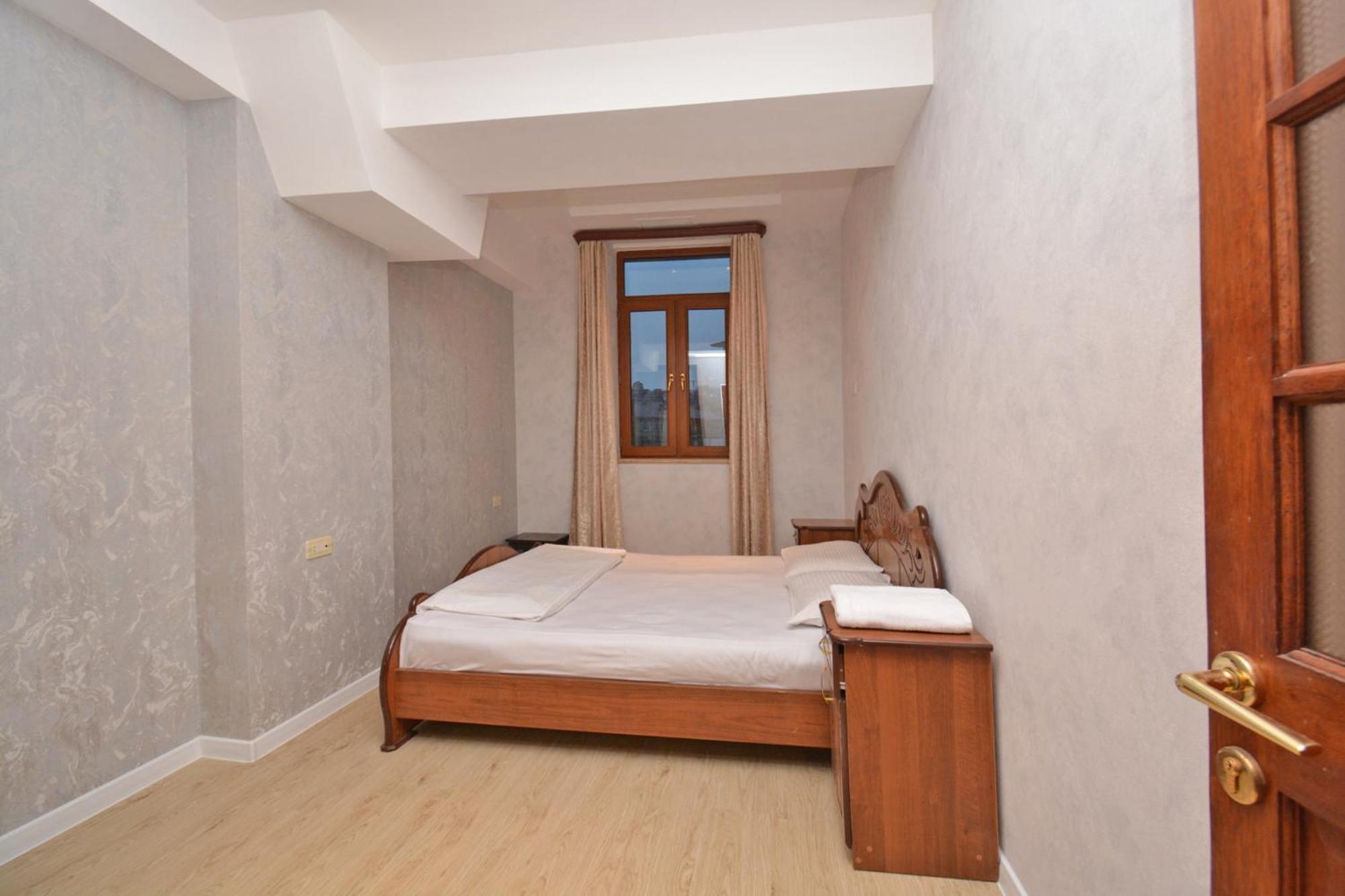 Apartment In Abovyan Street, Erywań Zewnętrze zdjęcie